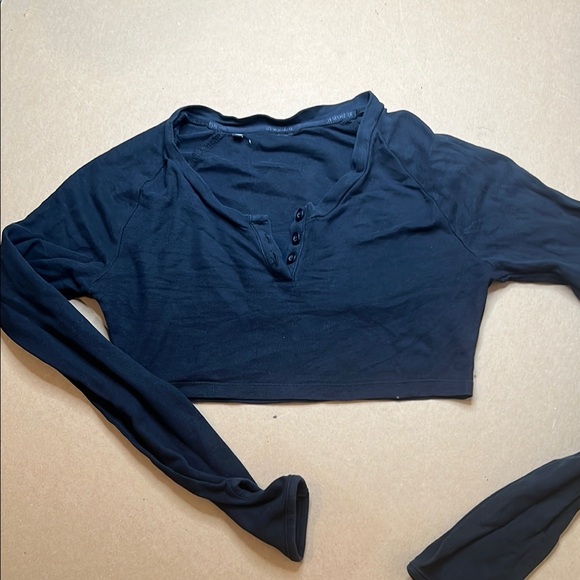 Gymshark Women’s Black Long Sleeve Crop Top, Small - Picture 1 of 6